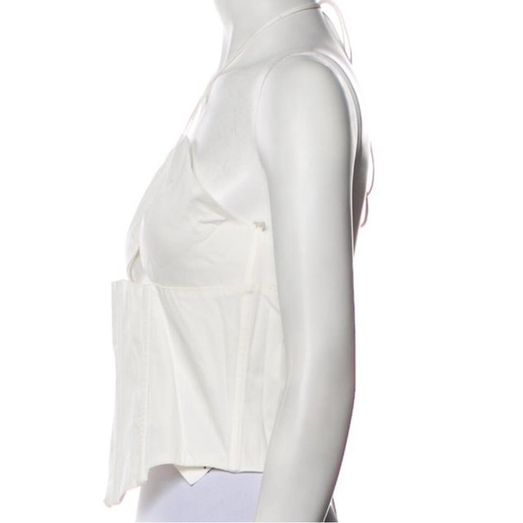 For Love & Lemons
LANDON TOP
Strapless Crop Top - Picture 3 of 4